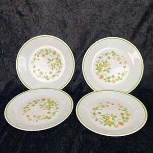 4 Vintage Corelle Strawberry Sundae Luncheon Plates Red Green